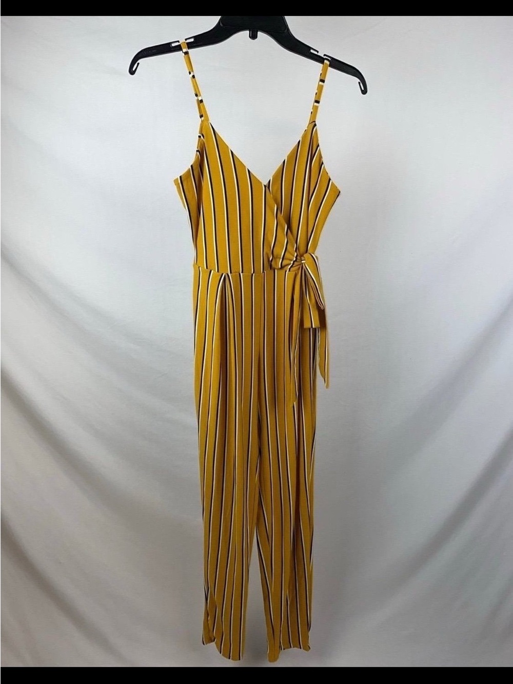 Jumpsuit - Picture 6 of 12